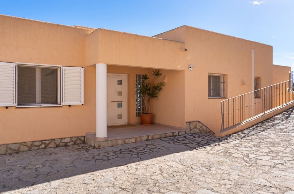 Villa in Moraira