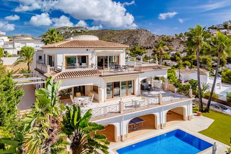 Villa in Moraira