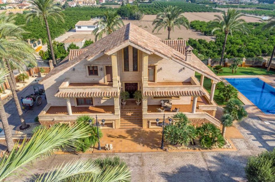 Villa in Molins