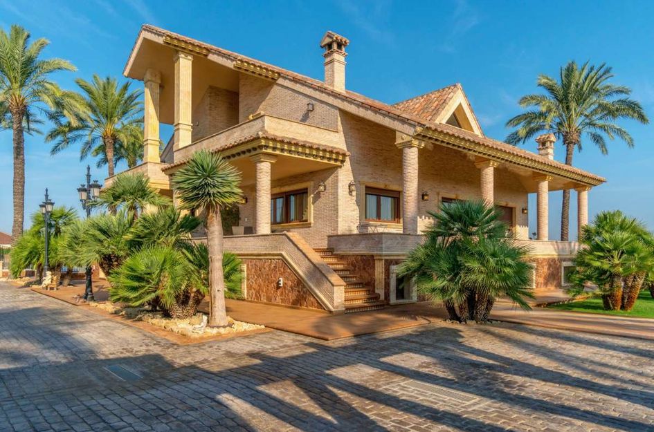 Villa in Molins