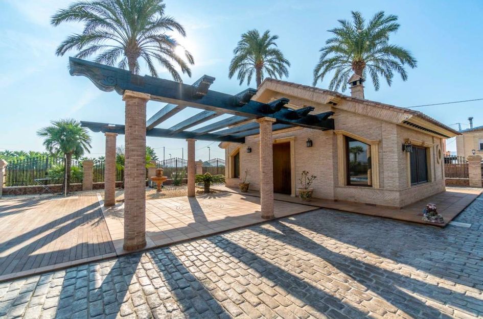 Villa in Molins