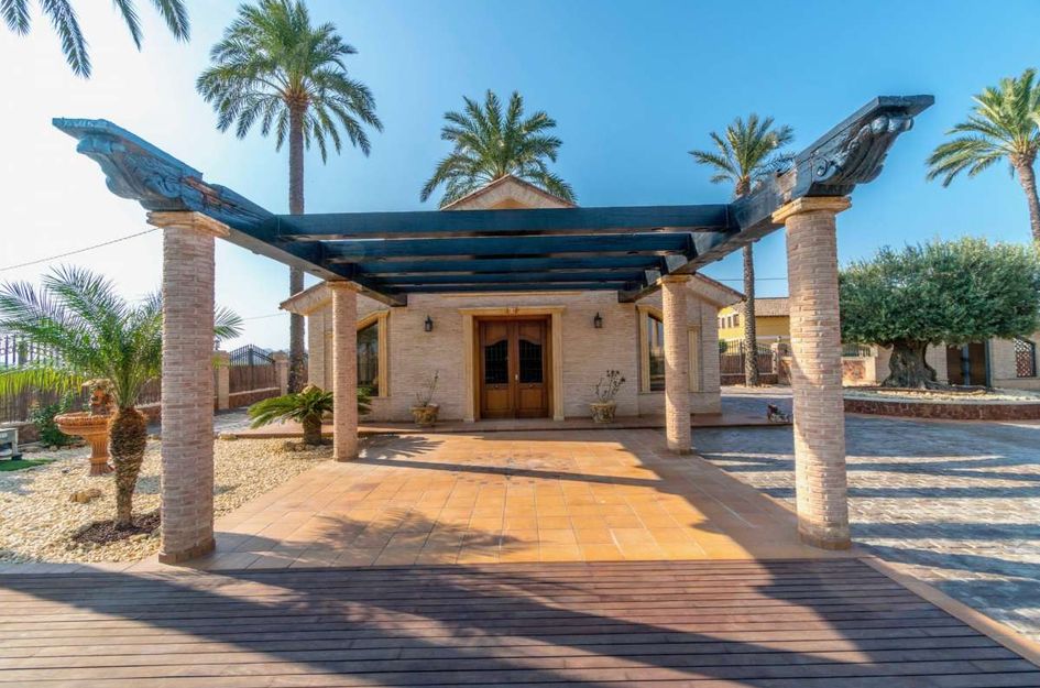 Villa in Molins