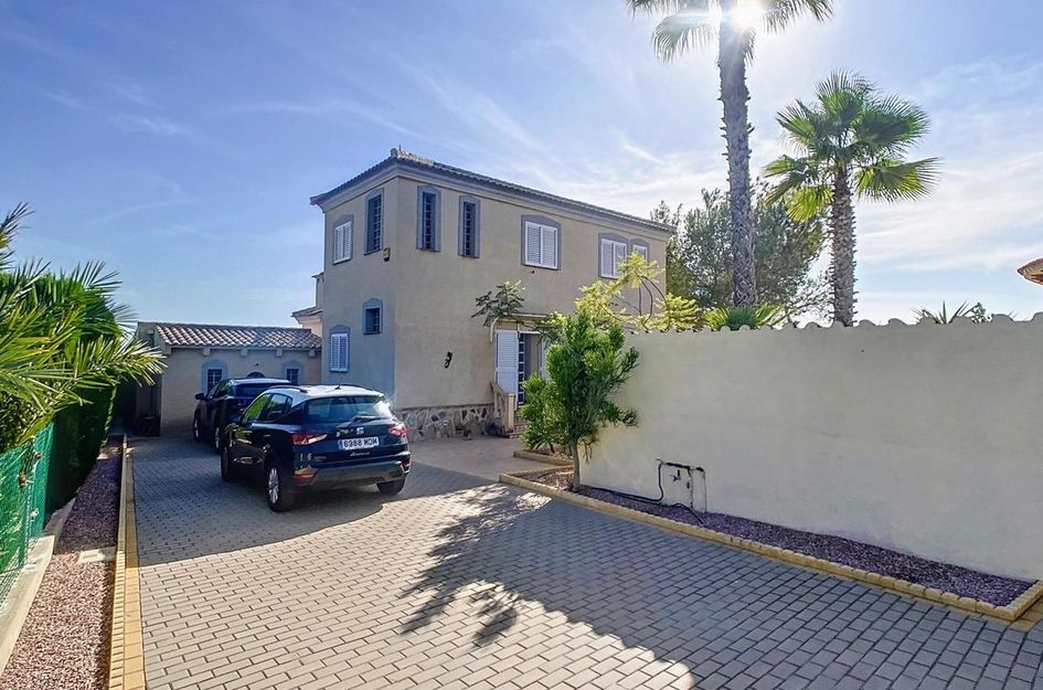 Villa in Pinar de Campoverde