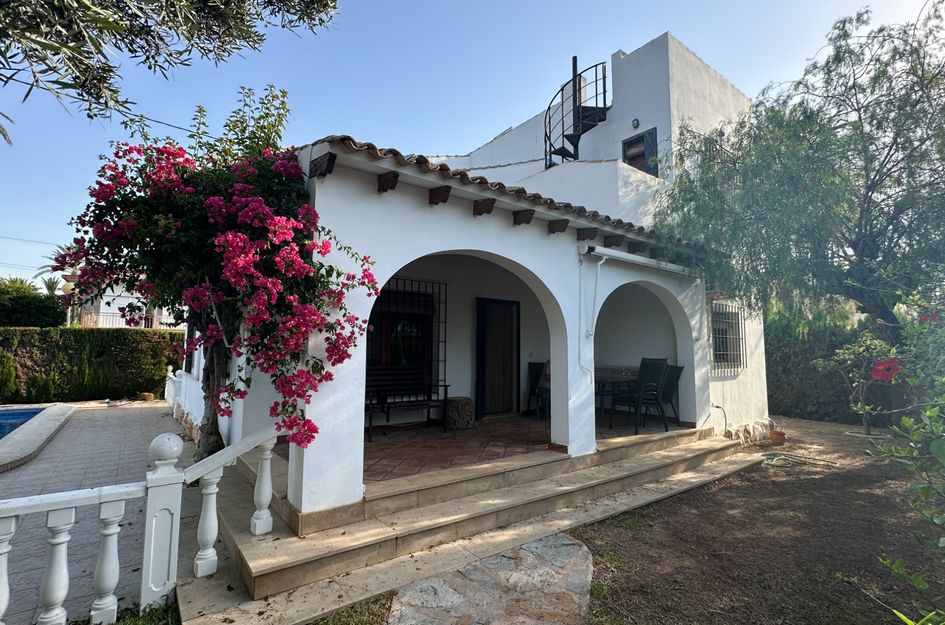 Villa in Cabo Roig