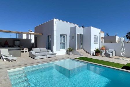 Villa in Jerónimo y Avileses