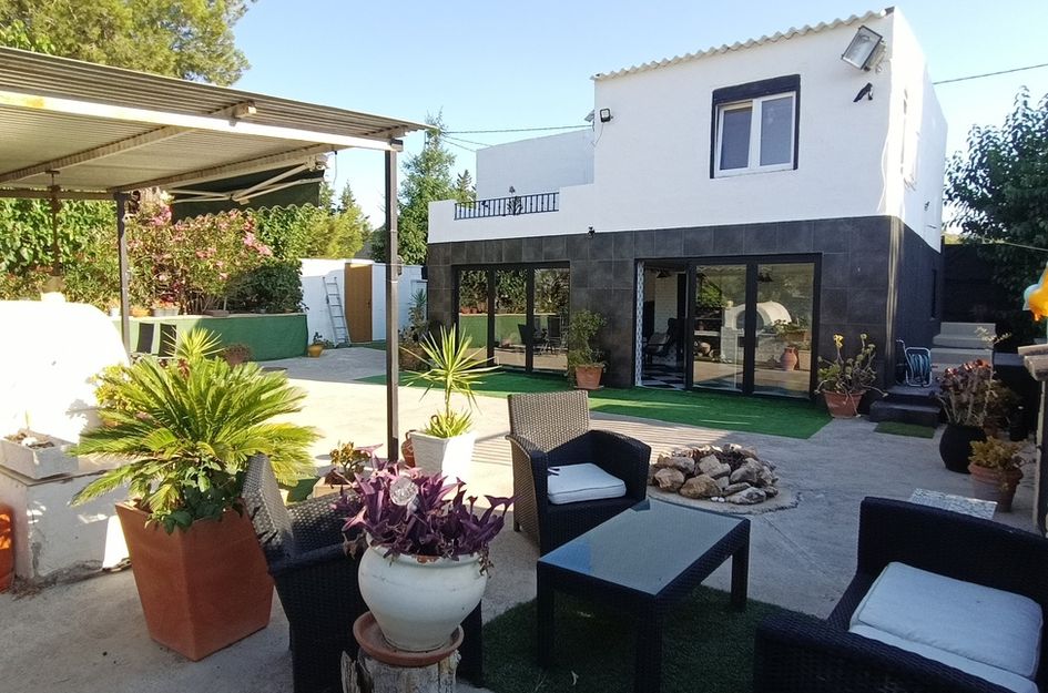 Villa in Cañadas de San Pedro