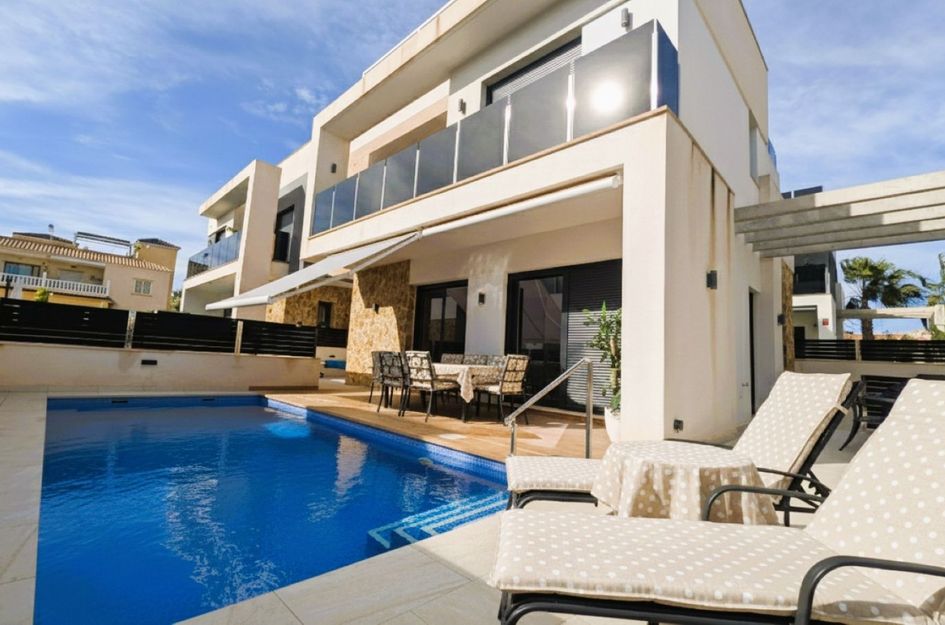 Villa in Monte Zenia