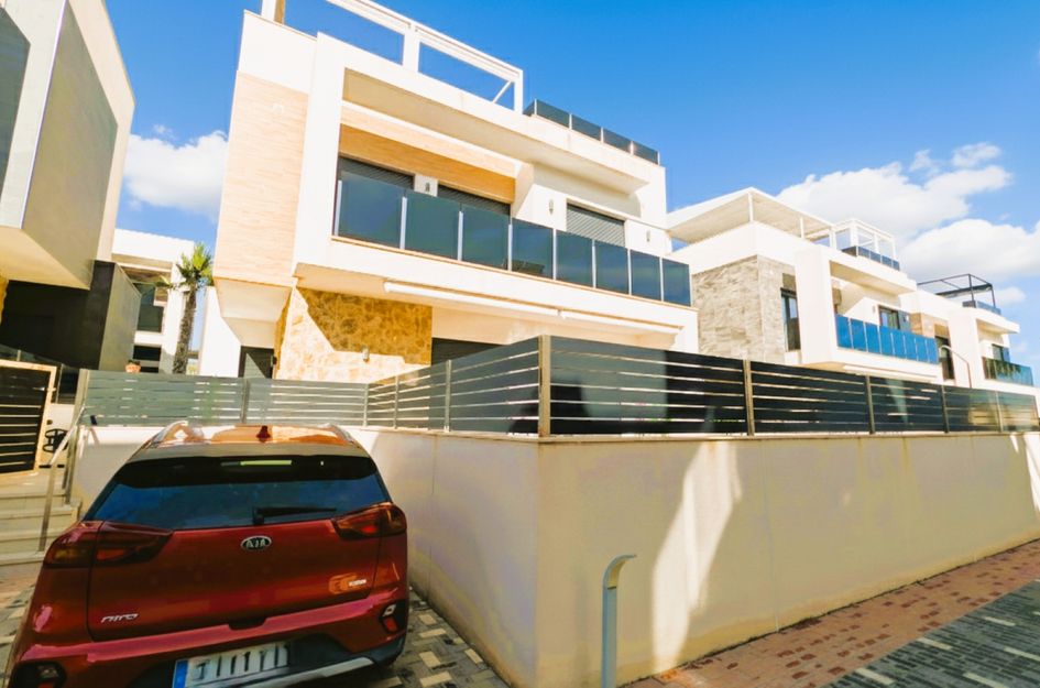 Villa in Monte Zenia
