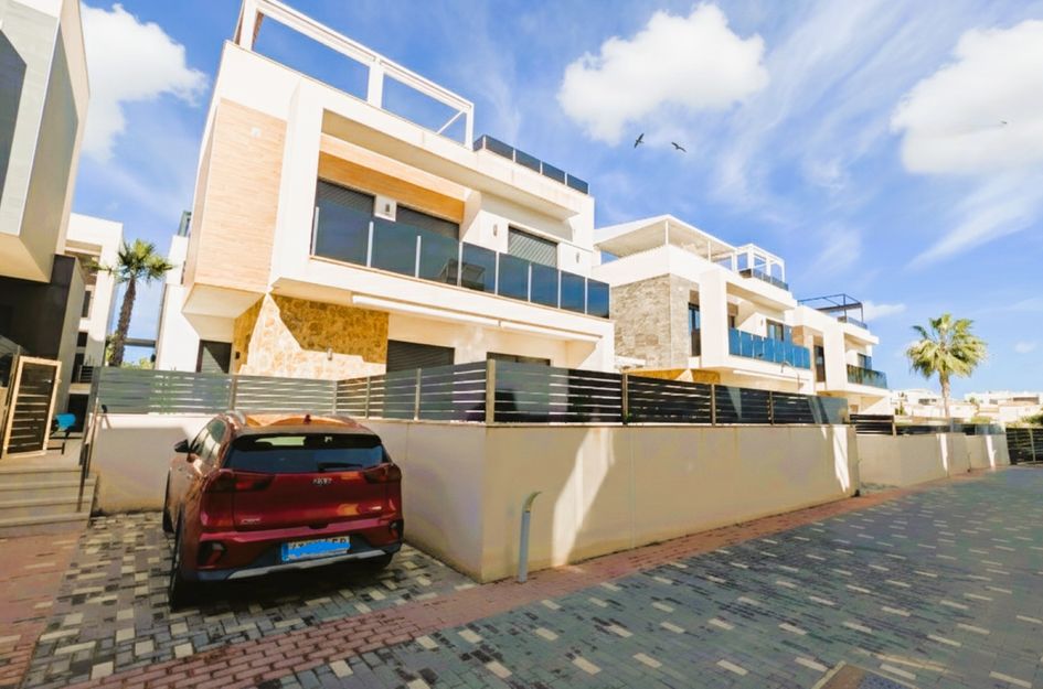 Villa in Monte Zenia