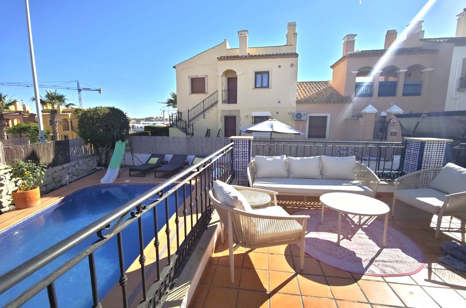 Villa in Castillo de Montemar
