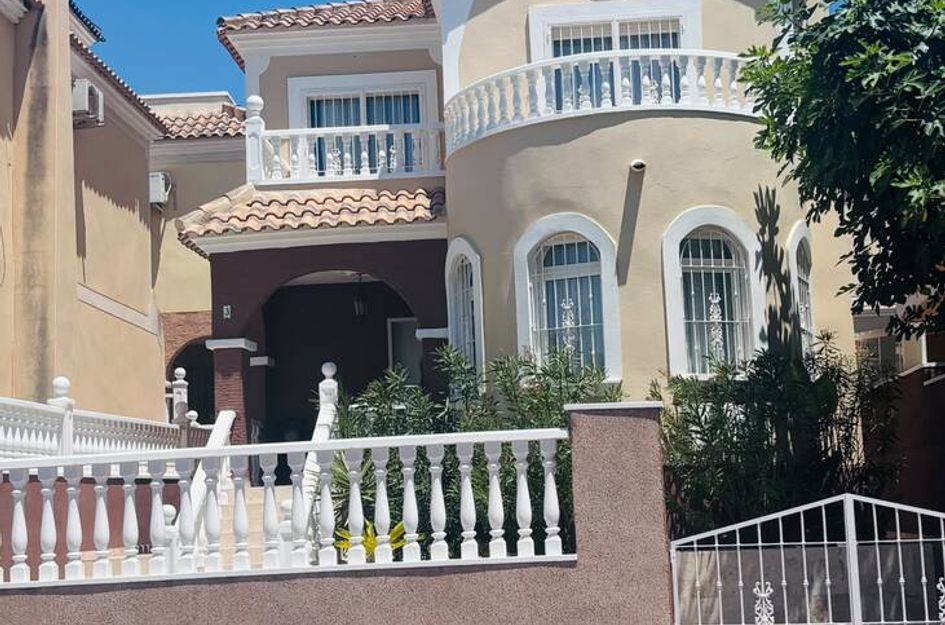 Villa in Dehesa de Campoamor