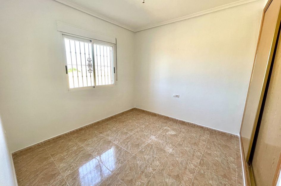 Villa in Almajal