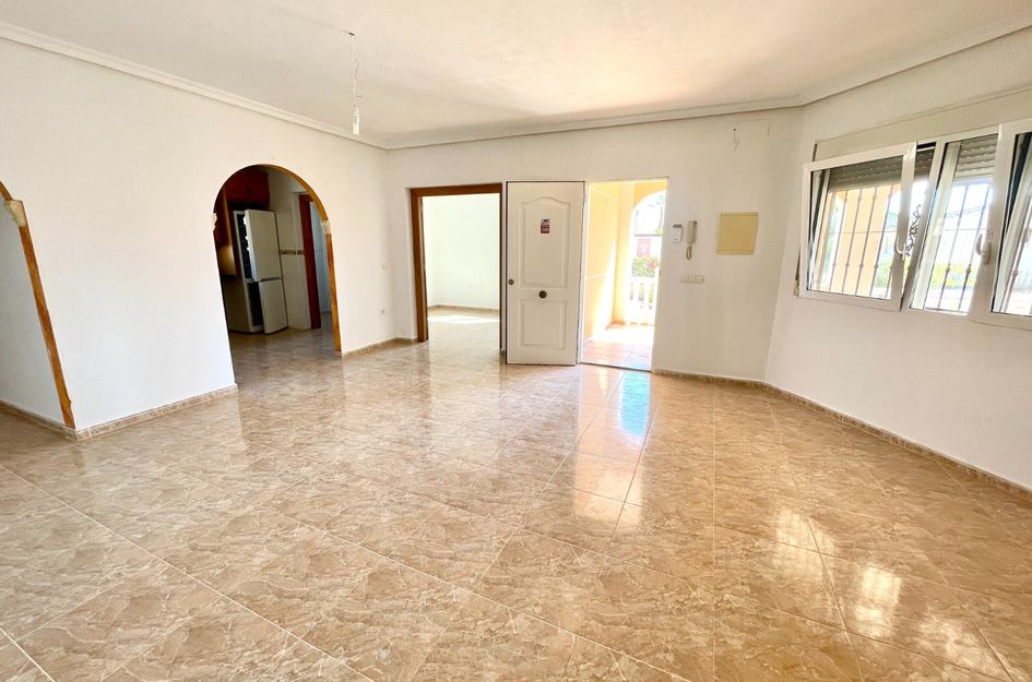 Villa in Almajal
