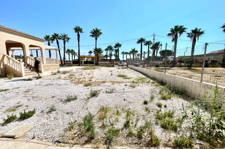 Villa in Almajal