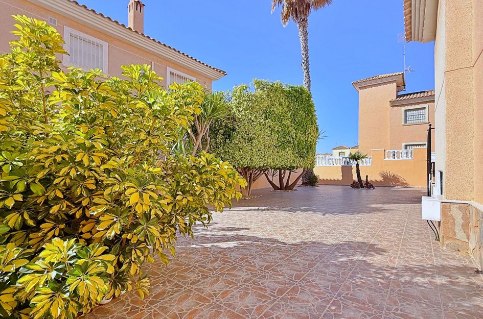 Villa in Orihuela