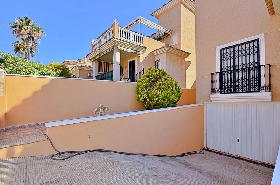 Villa in Orihuela