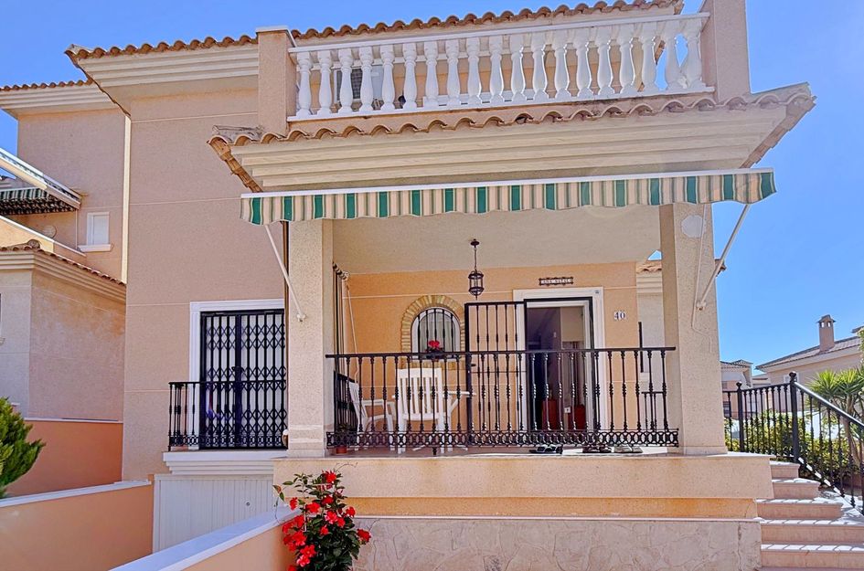 Villa in Orihuela