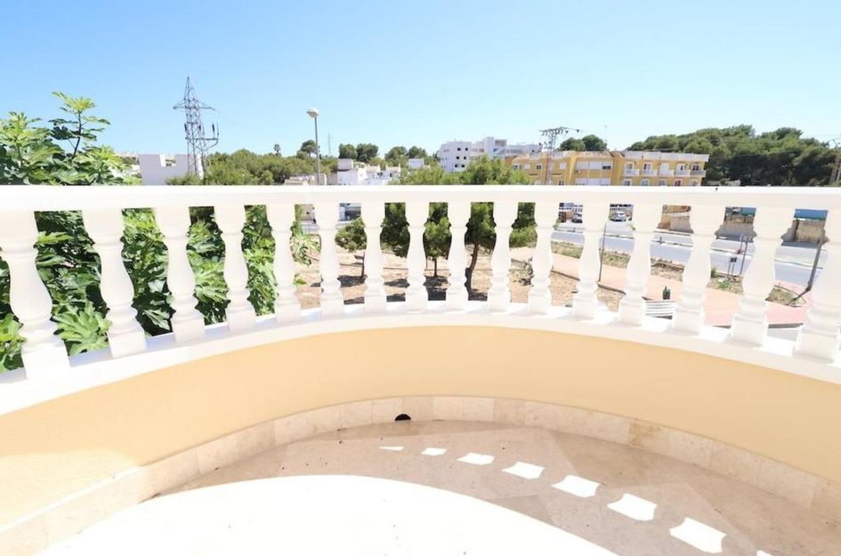 Villa in Dehesa de Campoamor