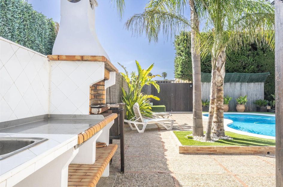 Villa in Alquerías