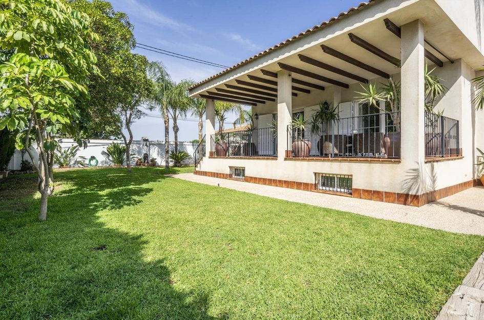 Villa in Alquerías