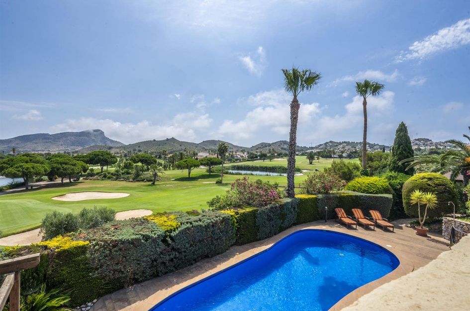 Villa in Atamaría