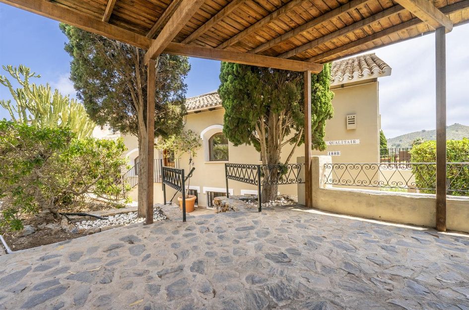 Villa in Atamaría