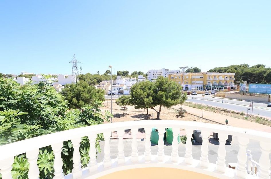 Villa in Dehesa de Campoamor