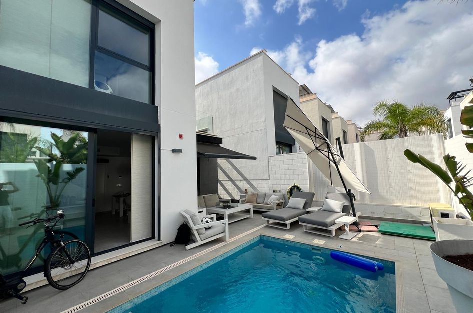 Villa in Dehesa de Campoamor