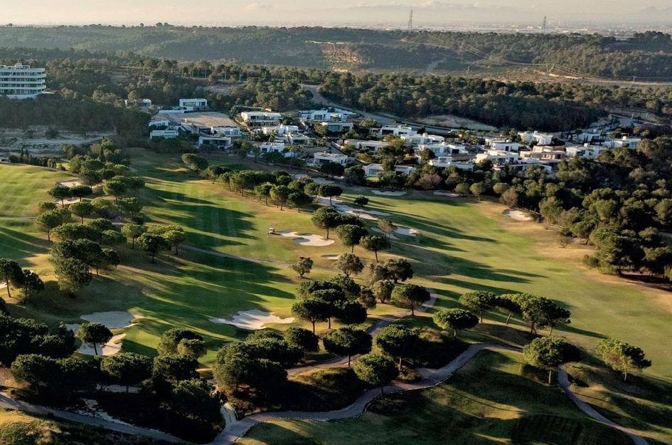 Villa in Campoamor R-5