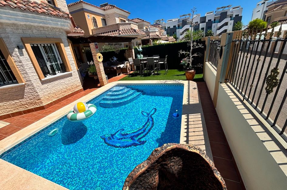Villa in Quesada