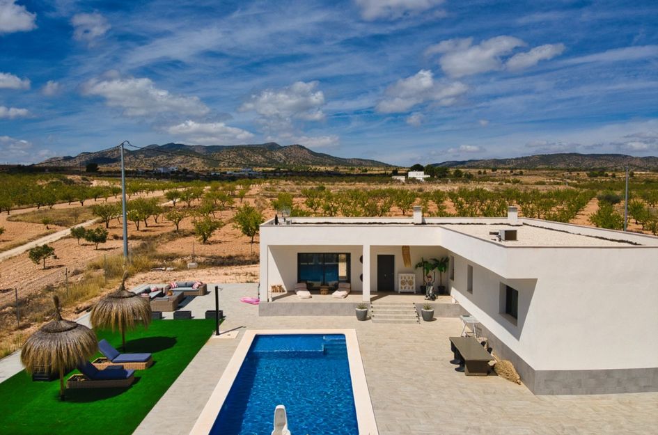 Villa in El Pinós