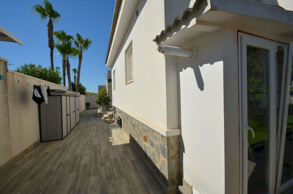 Villa in Quesada