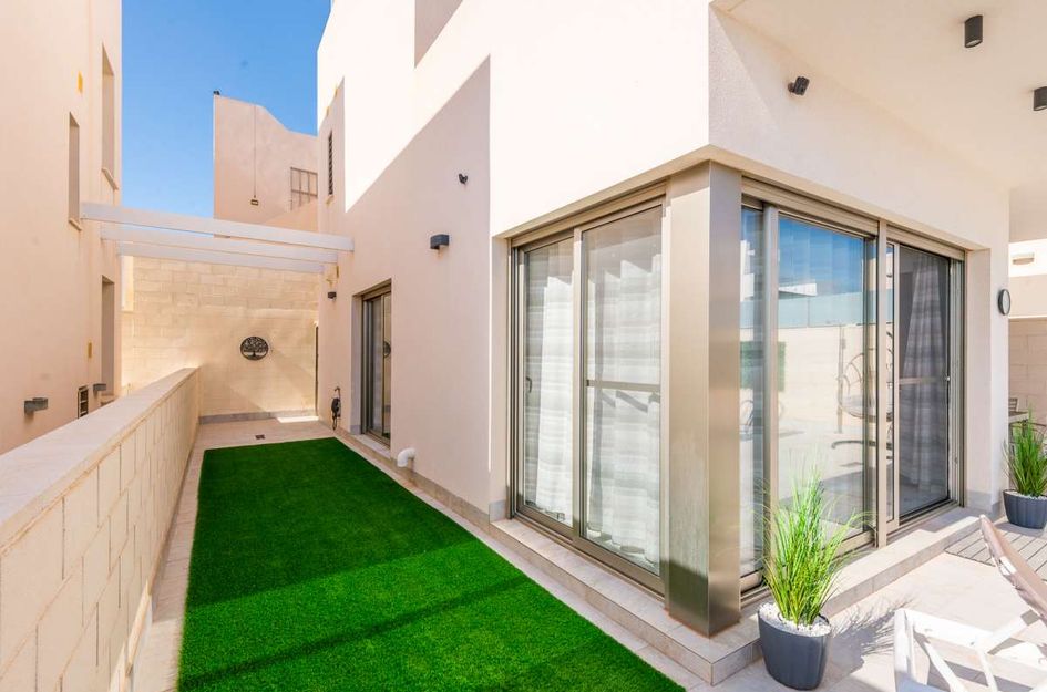 Villa in Dehesa de Campoamor