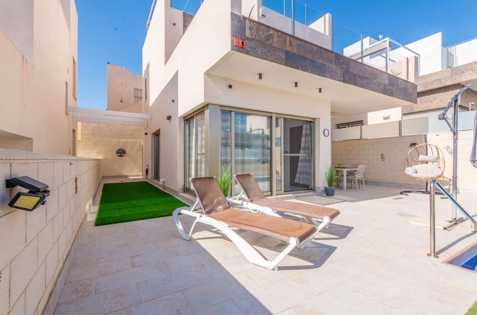Villa in Dehesa de Campoamor