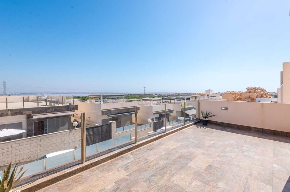Villa in Dehesa de Campoamor