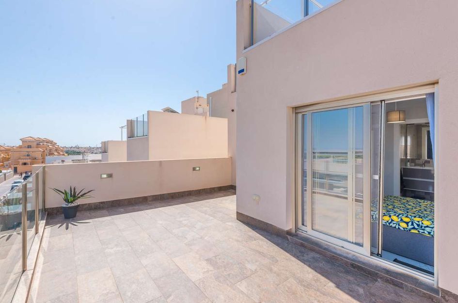 Villa in Dehesa de Campoamor