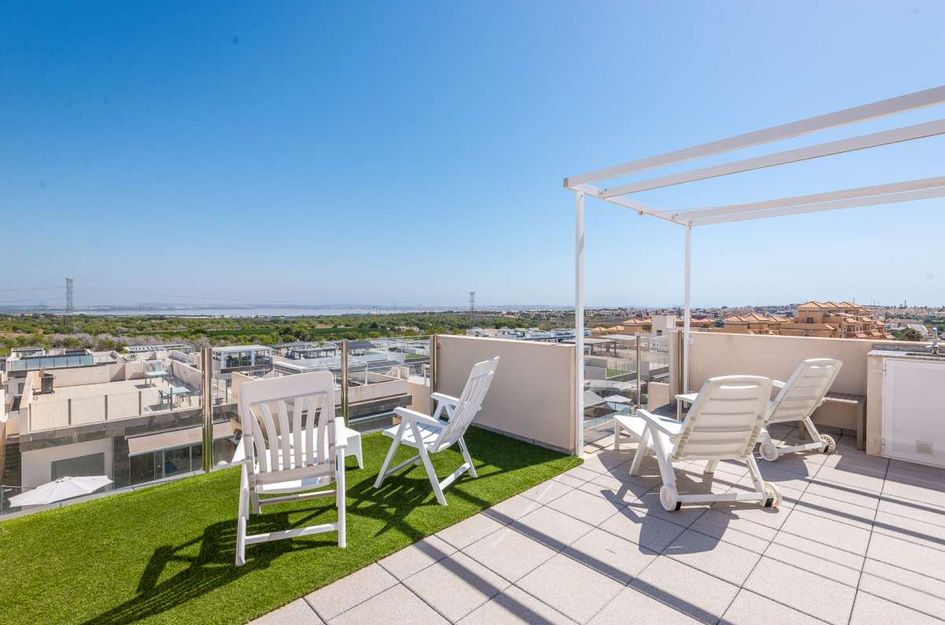 Villa in Dehesa de Campoamor