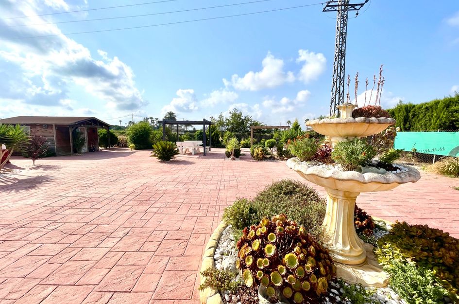 Villa in Almajal