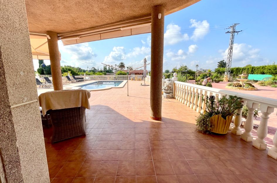 Villa in Almajal