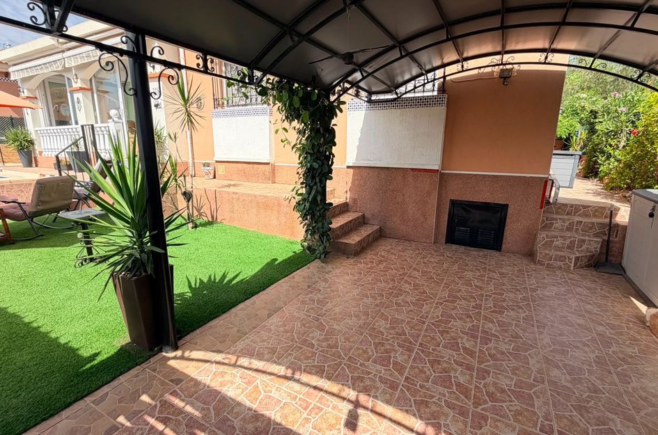 Villa in La Rafaela