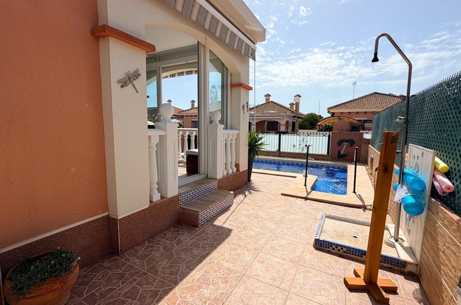 Villa in La Rafaela