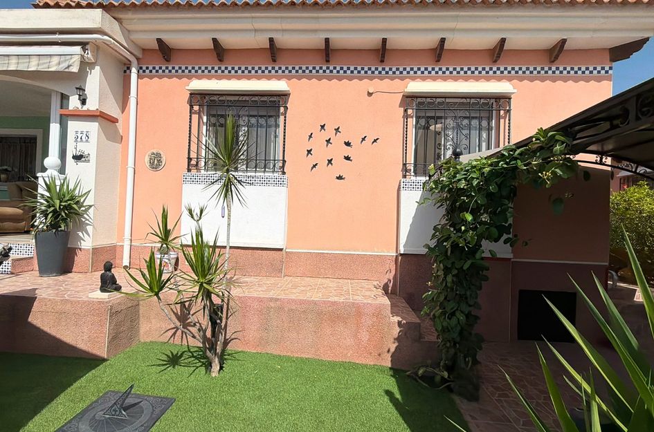Villa in La Rafaela