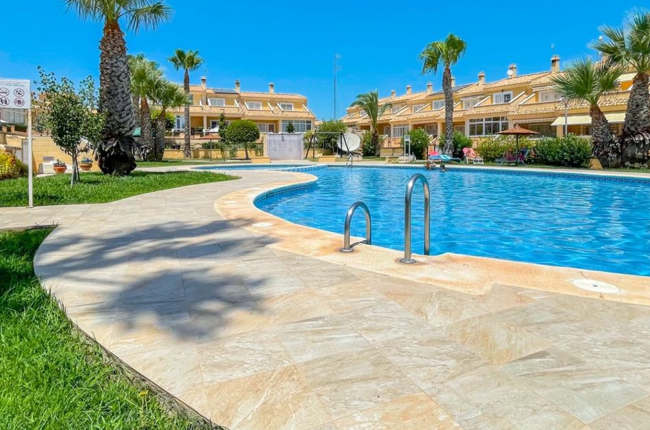 Huis in Punta Prima