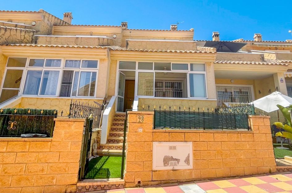 Huis in Punta Prima