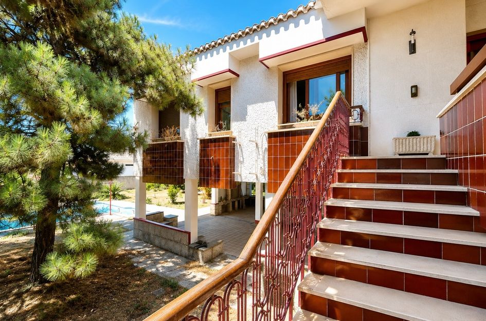 Villa in Santiago de la Ribera