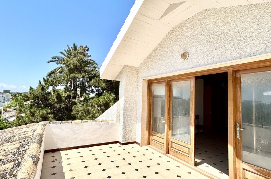 Villa in Santiago de la Ribera