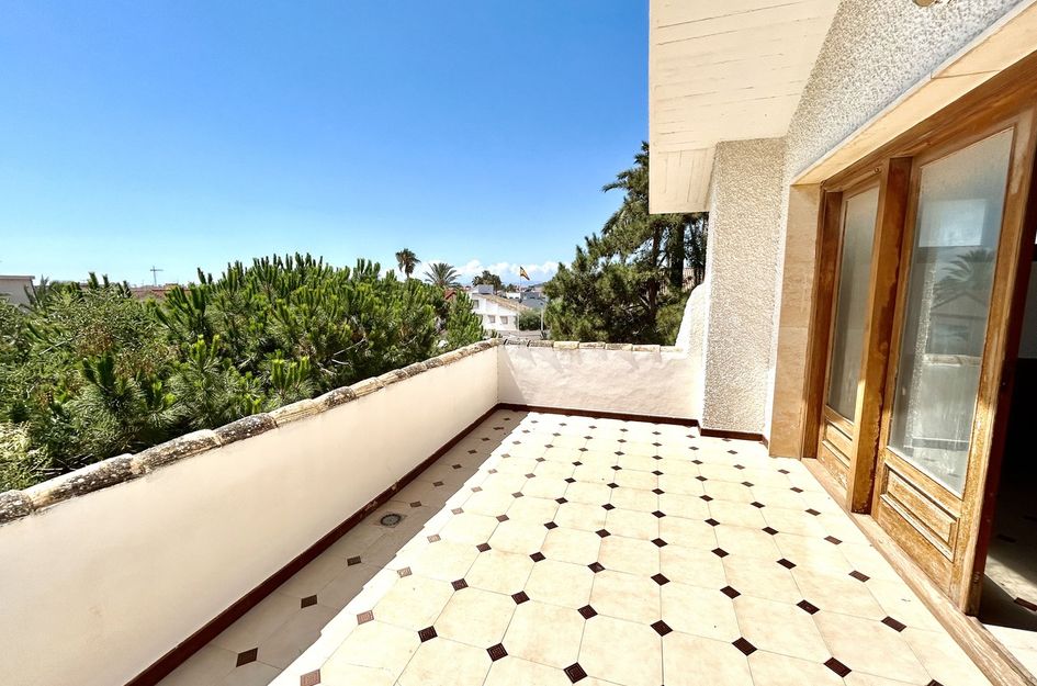 Villa in Santiago de la Ribera