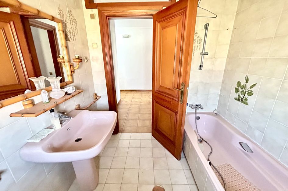 Villa in Santiago de la Ribera