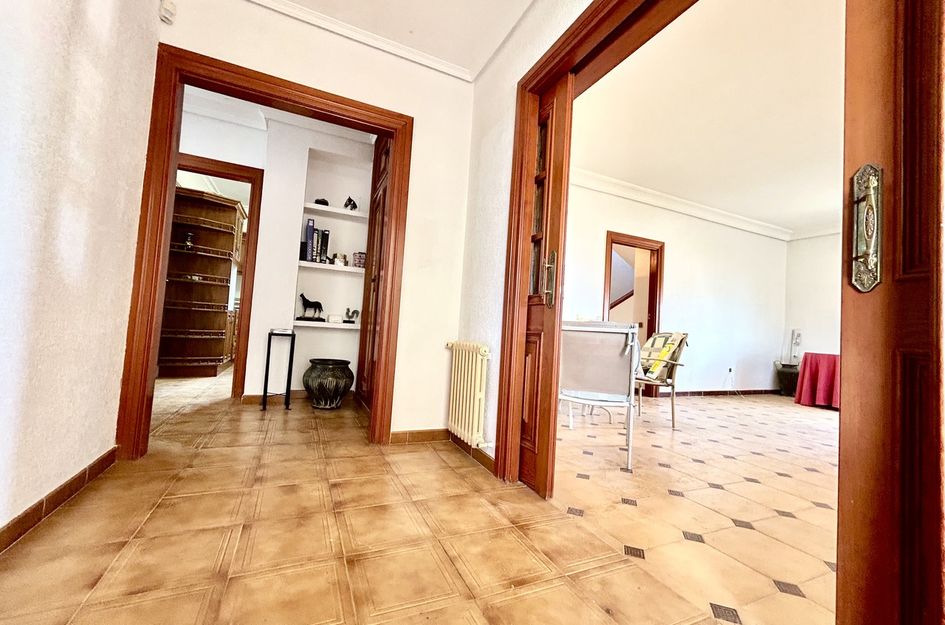 Villa in Santiago de la Ribera