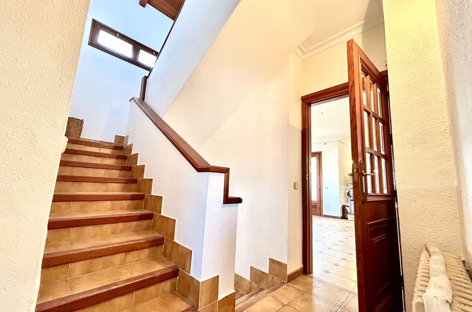 Villa in Santiago de la Ribera